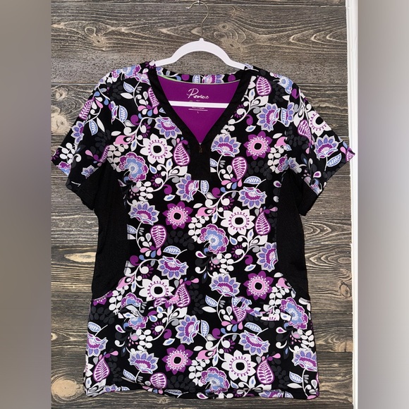 Premiere by Healing Hands Women’s Print Top - Picture 1 of 2